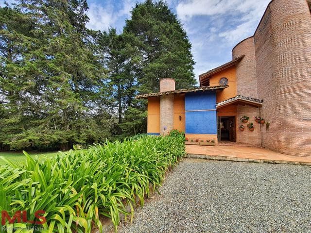 Casa en venta en Alto De Las Palmas, Aburra Sur, Envigado — foto 1 de 14