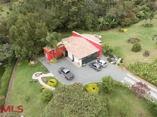 Casa en venta en V. Llanogrande, Oriente Antioqueño, Rionegro — foto 1 de 13