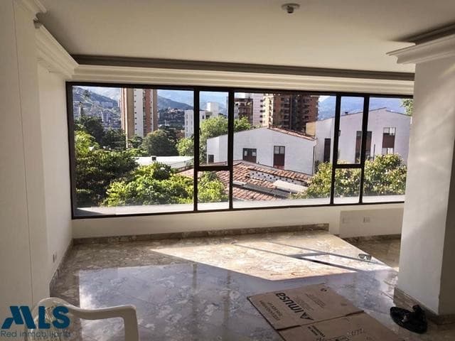 Apartamento en venta en Santa Maria De Los Angeles, Poblado, Medellín — foto 1 de 28
