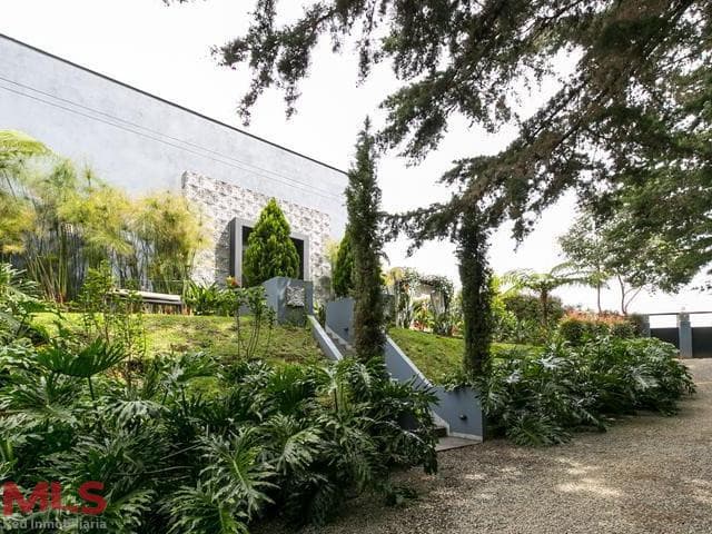 Casa en venta en V. Pantalio, Oriente Antioqueño, El Retiro — foto 1 de 29