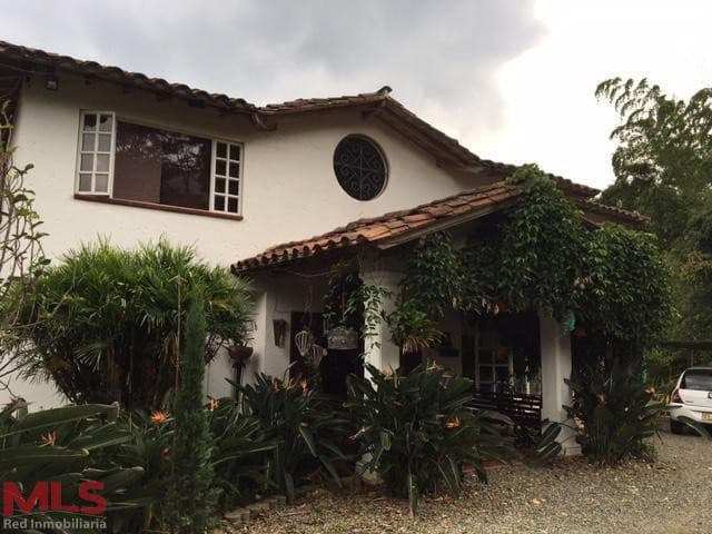Casa en venta en Loma Del Escobero, Aburra Sur, Envigado — foto 1 de 78