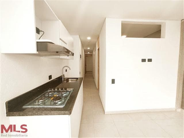 Apartamento en venta en Buenos Aires, Centro, Medellín — foto 1 de 13