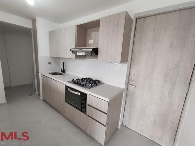Apartamento en venta en San Antonio De Pereira, Oriente Antioqueño, Rionegro — foto 1 de 10