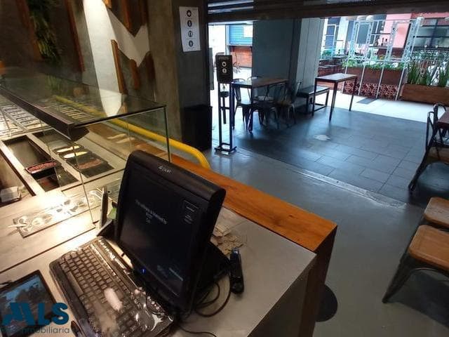 Local Comercial en venta en Las Palmas, Poblado, Medellín — foto 1 de 6
