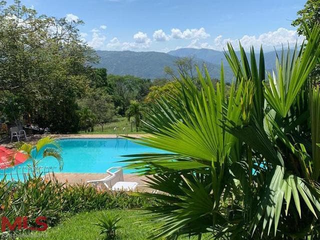 Finca Recreativa en venta en Chagualal, Occidente Antioqueño, Sopetrán — foto 1 de 5
