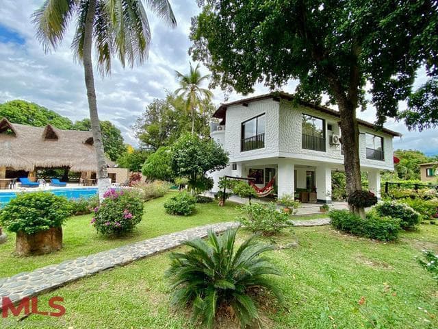 Finca Recreativa en venta en V. Sorrento, Occidente Antioqueño, Santa Fe De Antioquia — foto 1 de 13