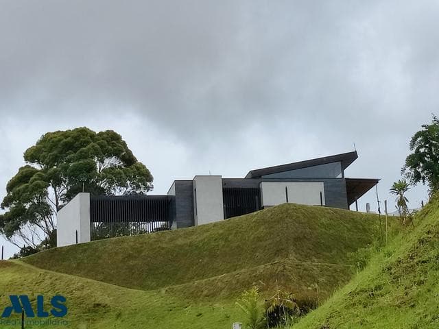 Casa en venta en Alto de las Palmas, Aburra Sur, Envigado — foto 1 de 26