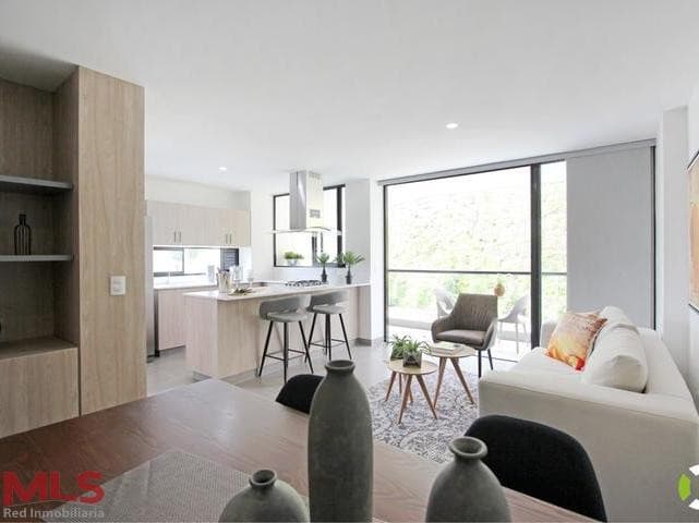 Apartamento en venta en Sector Los Colegios, Oriente Antioqueño, Rionegro — foto 1 de 5