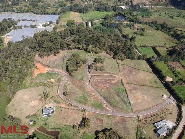 Lote Residencial en venta en V. Vilachuaga, Oriente Antioqueño, Rionegro — foto 1 de 10