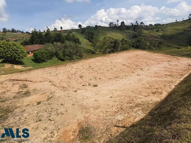 Lote Residencial en venta en V. La Playa, Oriente Antioqueño, Rionegro — foto 1 de 8