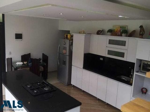 Finca Recreativa en venta en Santa Elena, Oriente Antioqueño, Guarne — foto 1 de 24