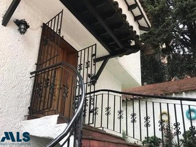 Casa en venta en Chapinero Alto, Otras Zonas, Bogotá — foto 1 de 14