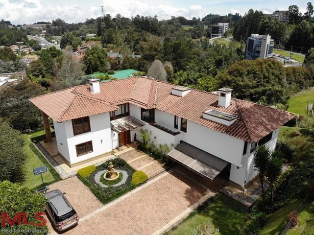 Casa en venta en Alto De Las Palmas, Aburra Sur, Envigado — foto 1 de 49