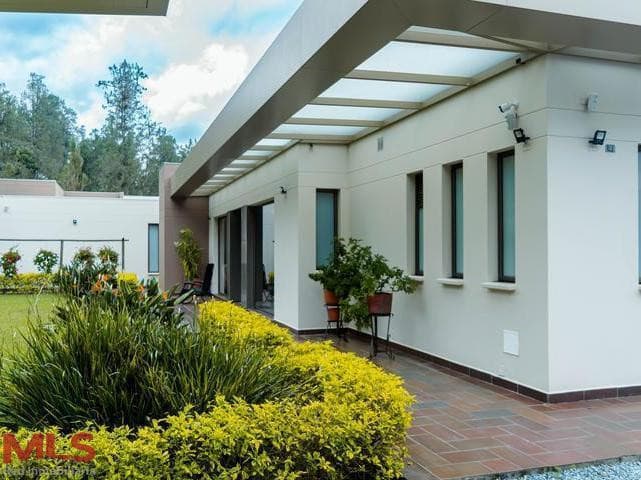 Casa en venta en Corredor La Fe El, Oriente Antioqueño, El Retiro — foto 1 de 28