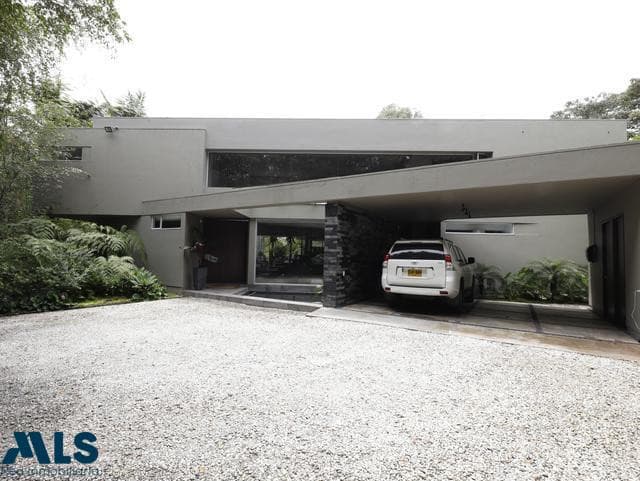 Casa en venta en V. Llanogrande, Oriente Antioqueño, Rionegro — foto 1 de 32