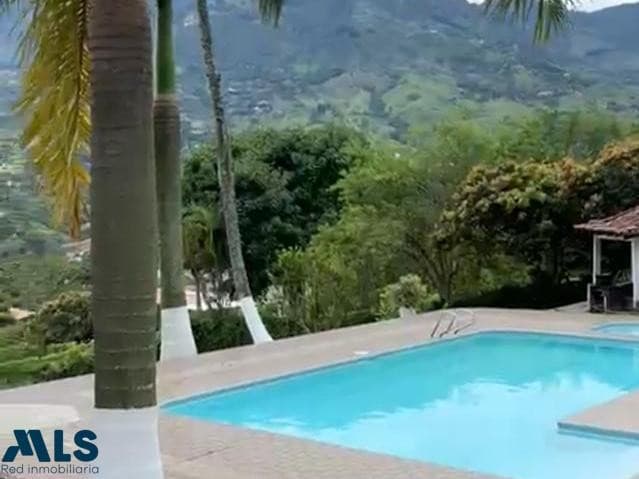 Finca Recreativa en venta en V. Alvarado, Norte, Copacabana — foto 1 de 12