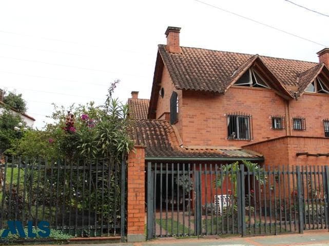 Casa en venta en San Nicolas, Oriente Antioqueño, Rionegro — foto 1 de 19