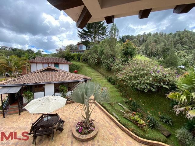 Casa en venta en Corredor La Fe El, Oriente Antioqueño, El Retiro — foto 1 de 30