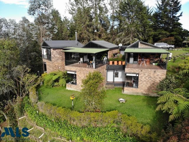 Casa en venta en Alto De Las Palmas, Aburra Sur, Envigado — foto 1 de 21