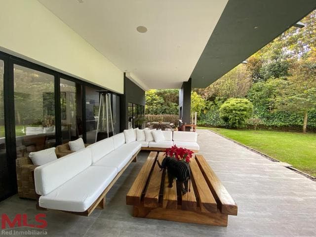 Casa en venta en Alto De Las Palmas, Aburra Sur, Envigado — foto 1 de 25