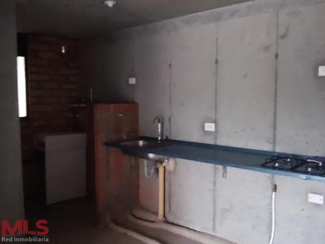 Apartamento en venta en Tranvía, Oriente Antioqueño, Rionegro — foto 1 de 9