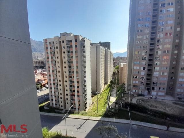Apartamento en venta en Trapiche, Norte, Bello — foto 1 de 9