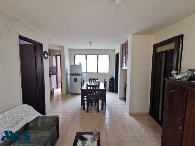 Apartamento en venta en La América, Occidente, Medellín — foto 1 de 11