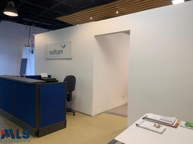 Local Comercial en venta en Loma De Los Parra, Poblado, Medellín — foto 1 de 7