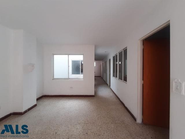 Casa en venta en San José Obrero, Norte, Bello — foto 1 de 12