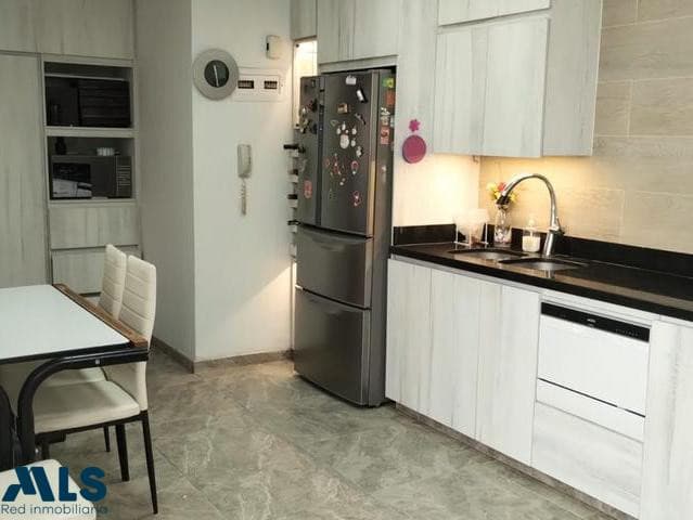 Apartamento en venta en Conquistadores, Laureles, Medellín — foto 1 de 20