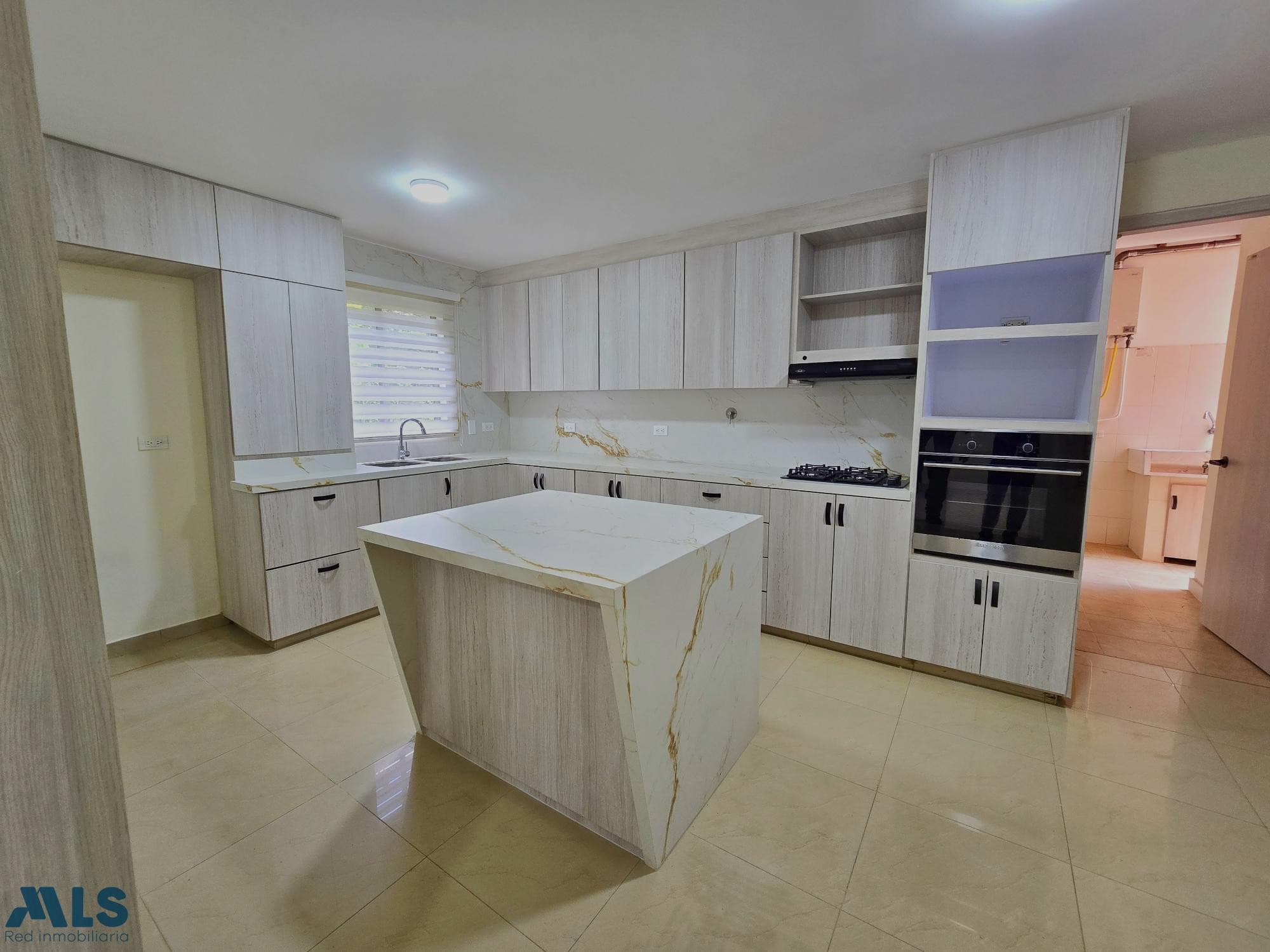 Casa en venta en El Esmeraldal, Aburra Sur, Envigado — foto 1 de 22
