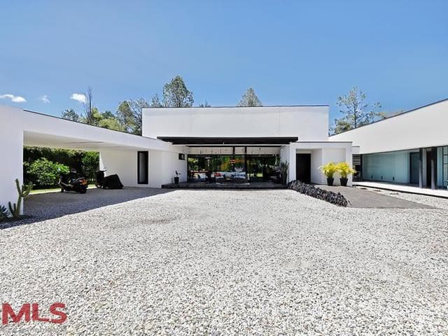 Casa en venta en V. El Tablazo, Oriente Antioqueño, Rionegro — foto 1 de 21