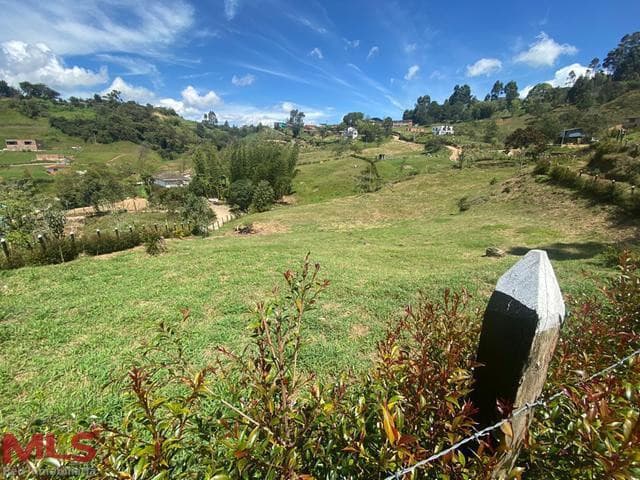 Lote Residencial en venta en Autopista Medellín Bogotá, Oriente Antioqueño, Santuario — foto 1 de 5