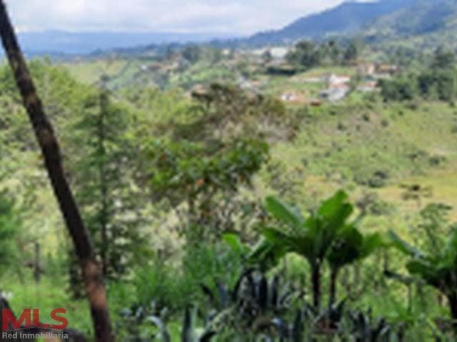 Finca Recreativa en venta en V. Chaparral, Oriente Antioqueño, Guarne — foto 1 de 14