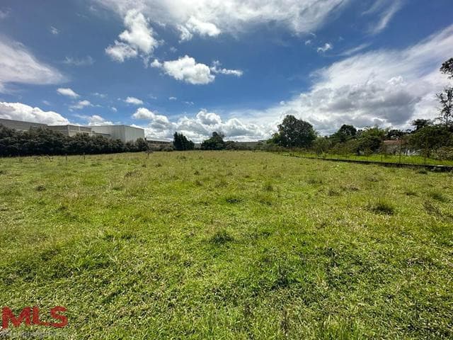 Lote Residencial en venta en Rancherias, Oriente Antioqueño, Rionegro — foto 1 de 23