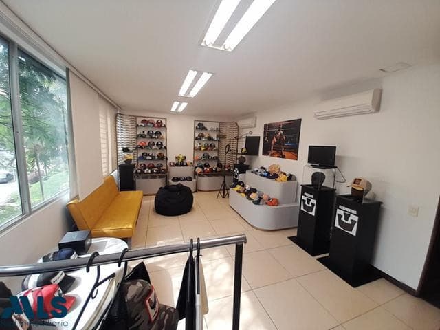 Oficina en venta en Castropol, Poblado, Medellín — foto 1 de 7