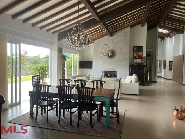 Casa en venta en Corredor Las Palmas El, Oriente Antioqueño, El Retiro — foto 1 de 29