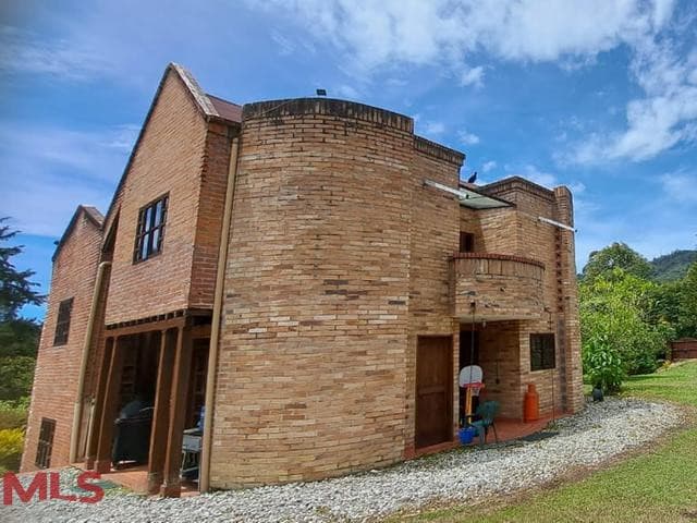 Finca Recreativa en venta en V. Pontezuela, Oriente Antioqueño, Rionegro — foto 1 de 19