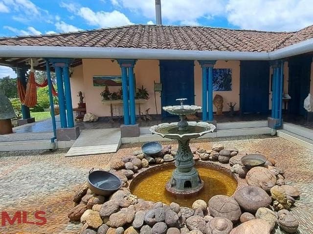Finca Recreativa en venta en V. Guayabito, Oriente Antioqueño, Rionegro — foto 1 de 11