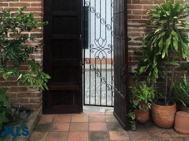 Casa en venta en Centro, Occidente Antioqueño, Santa Fe De Antioquia — foto 1 de 10