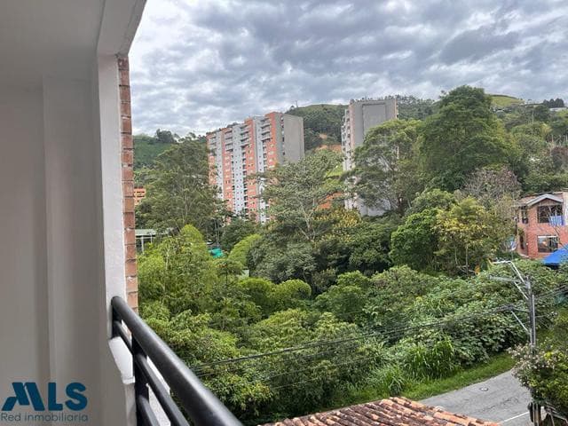 Apartamento en venta en Las Antillas, Aburra Sur, Envigado — foto 1 de 11