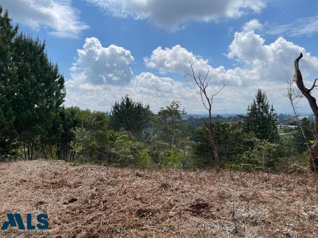 Lote Residencial en venta en Aeropuerto, Oriente Antioqueño, Rionegro — foto 1 de 15