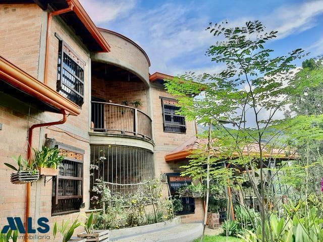 Finca Recreativa en venta en Vereda El Zarzal, Norte, Copacabana — foto 1 de 38