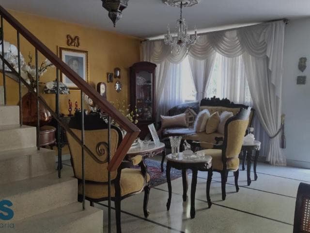 Casa en venta en Simon Bolivar, Occidente, Medellín — foto 1 de 31