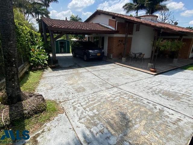Casa en venta en Combia, Otras Zonas, Pereira — foto 1 de 10