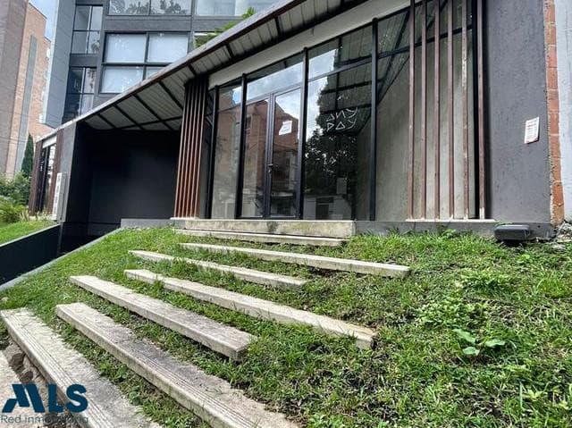 Local Comercial en venta en Belén Guayabal, Medellín — foto 1 de 5