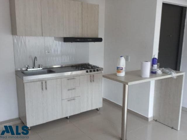 Apartamento en venta en Carmelo, Norte, Bello — foto 1 de 9