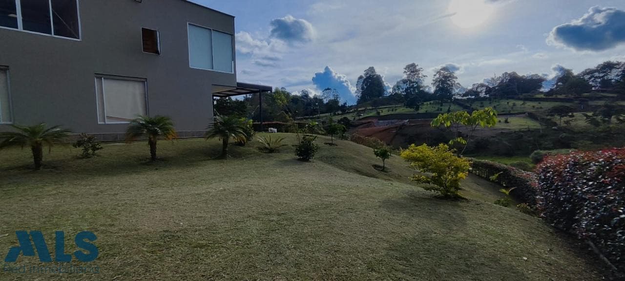 Finca Recreativa en venta en V. Quirama, Oriente Antioqueño, El Carmen — foto 1 de 12