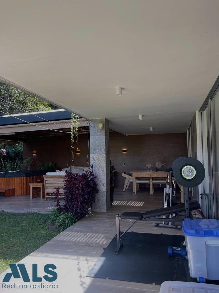 Casa en venta en V. Villa Elena, Oriente Antioqueño, El Retiro — foto 1 de 13