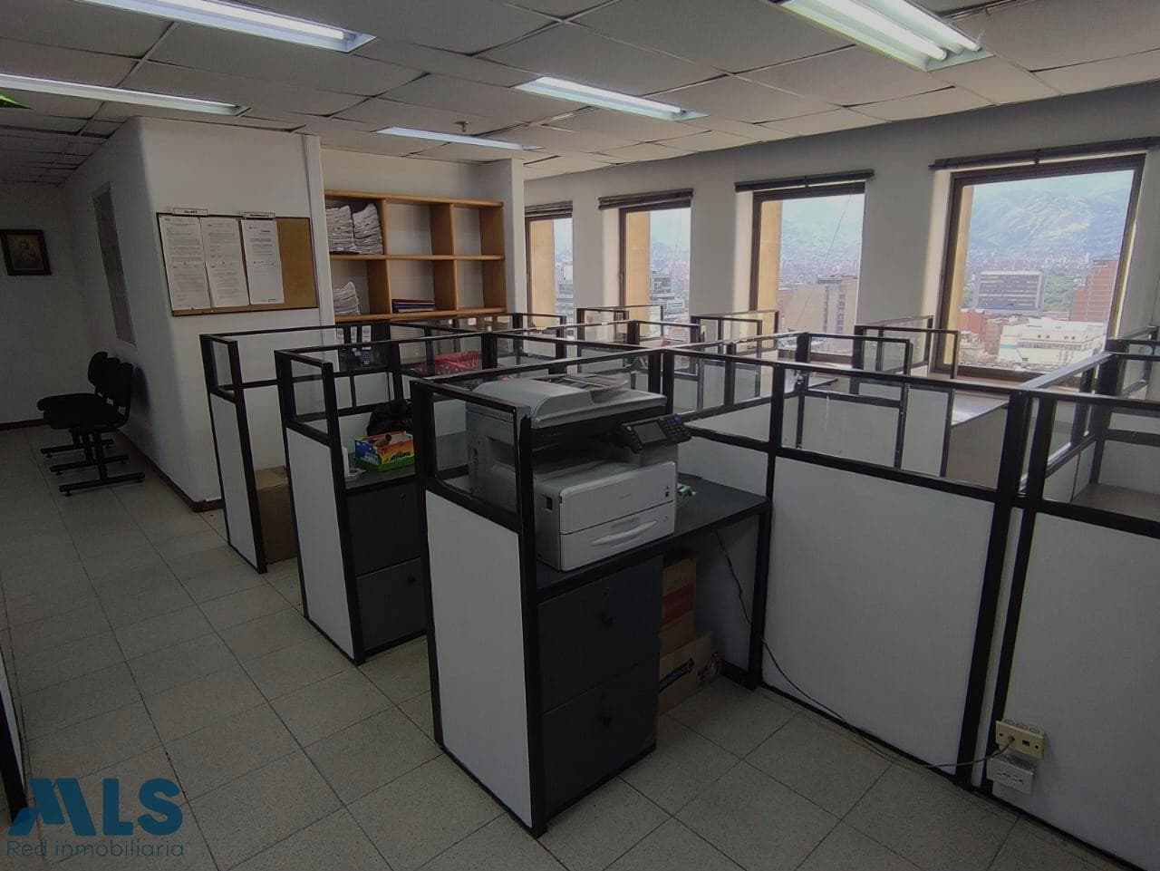 Oficina en venta en La Candelaria, Centro, Medellín — foto 1 de 11